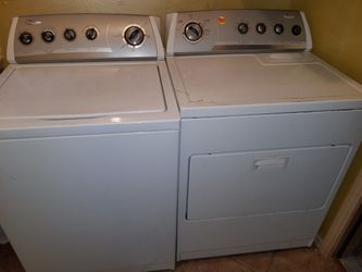 Whirpool electric Washer and Dryer