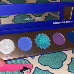 Profusion Delightful Dahlia Palette