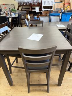 5 piece Dining Set ( counter Height) On Sale