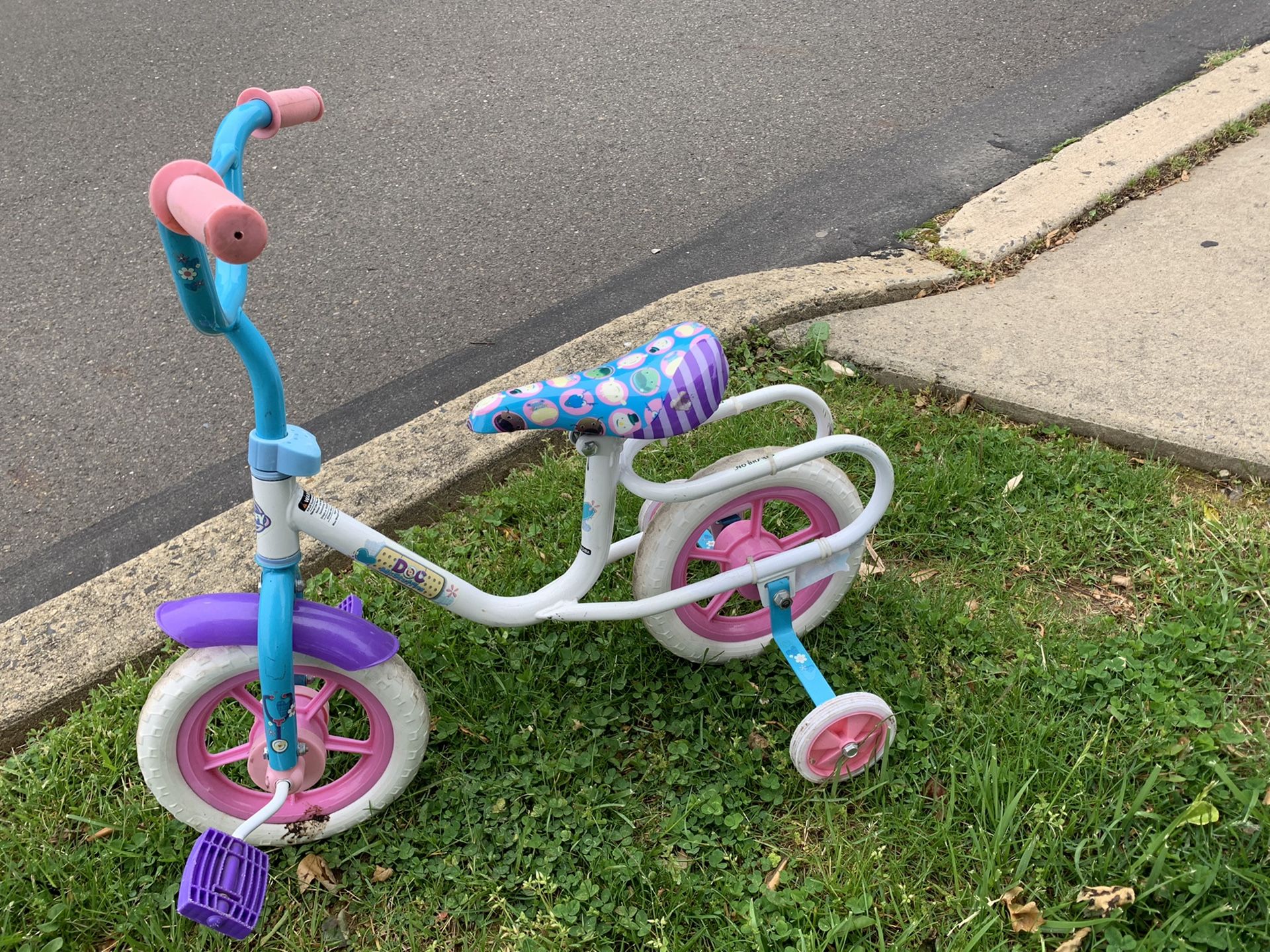 Little kids bicycle Bike Doc McStuffins