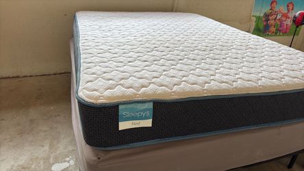 Queen mattress