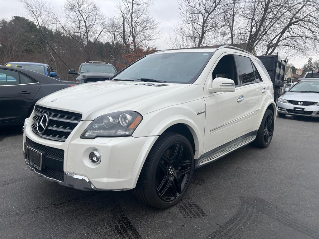 2011 Mercedes-Benz ML 63 AMG