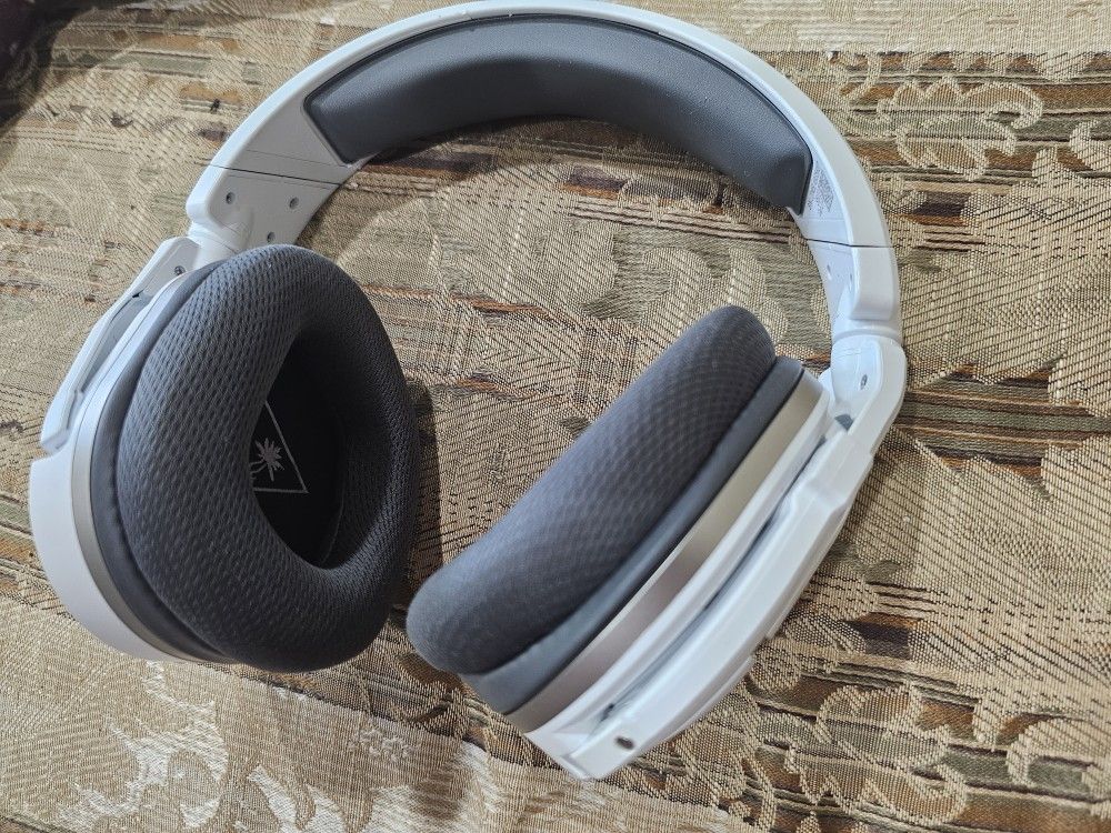 Turtle Beach Stealth 600 Gen 2 Wireless Gaming Headset for PS5/PS4/Switch, New Open Box