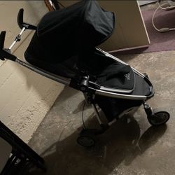 QUINNY STROLLER