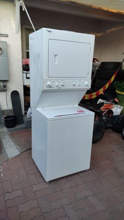 Stackable washer gas dryer