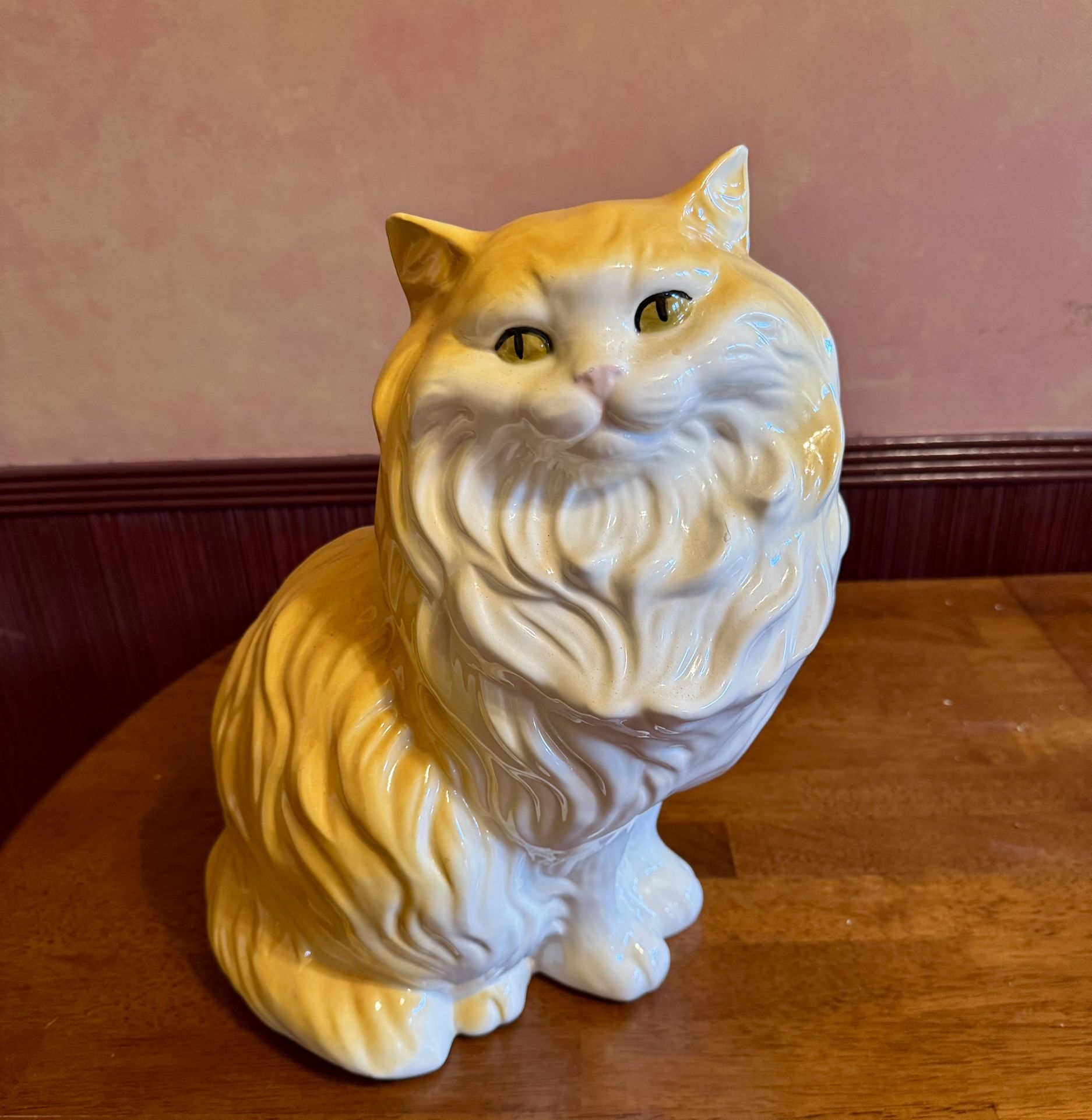 Large Persian Cat figurine statue ceramic