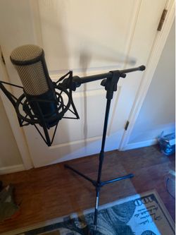 AKG P420 microphone