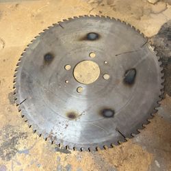 Large 72 Tooth Saw Blade