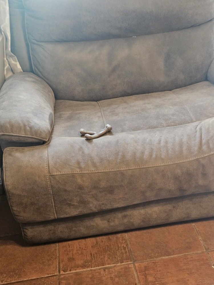 Free Chair And A Half