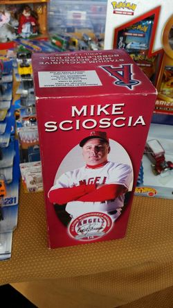 MIKE SCOSCIA BOBBLEHEAD