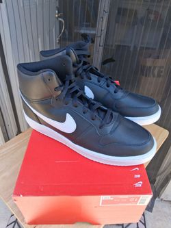 MEN'S NIKE EBERNON MID SIZE 12 NEW