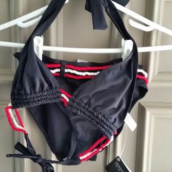 NEW 2 piece Bikini Swimsuit size 6