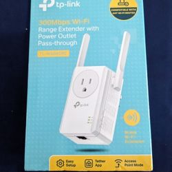 NEW!  TP-Link 300Mbps WiFi Range Extender
