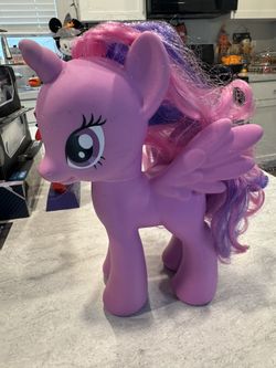 My Little Pony Figure 8” 