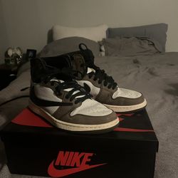 Jordan 1 Retro High OG Travis Scott Mocha’s