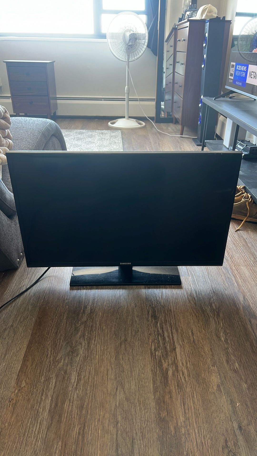 Tv Brand New 28 Inc Samsung