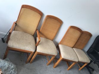 Chair set with dining table