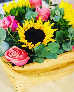 Flower Arrangements Valentines Day