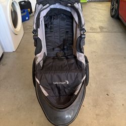 Baby Jogger Summer x3 Stroller. 3 Wheels