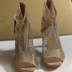 Bisou Bisou  Shoes By Michele Boh Bot High heel  New Never used Size 11 