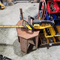Dewalt Hedge Trimmer 