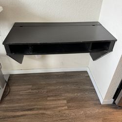 Floating Desk 