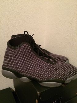 JORDAN HORIZON. SIZE 11