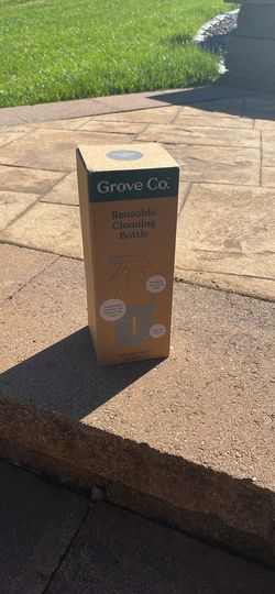 Grove Co. Reusable Cleaning Glass Spray Bottle