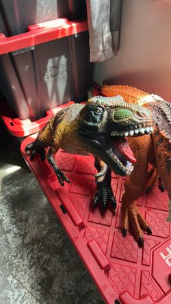 DINOSAUR FIGURE