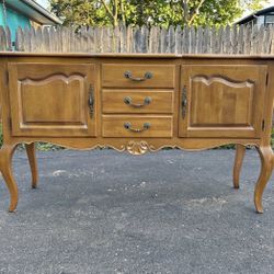 Ethan Allen Country French Sideboard/Buffet/media center Made in U.S.A.