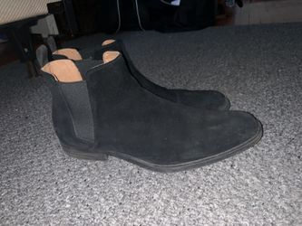 Black Aldo Chelsea boot 10.5