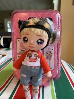 Na na na surprise- CJ Cuddles