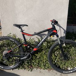 Giant Mountain Bike
