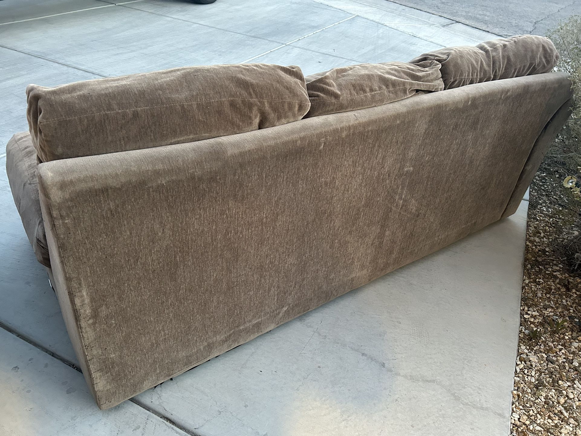 Ashley Furniture Cambri 2-Piece Sectional with Chaise for Sale in Las  Vegas, NV - OfferUp