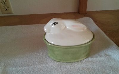 Bunny canister