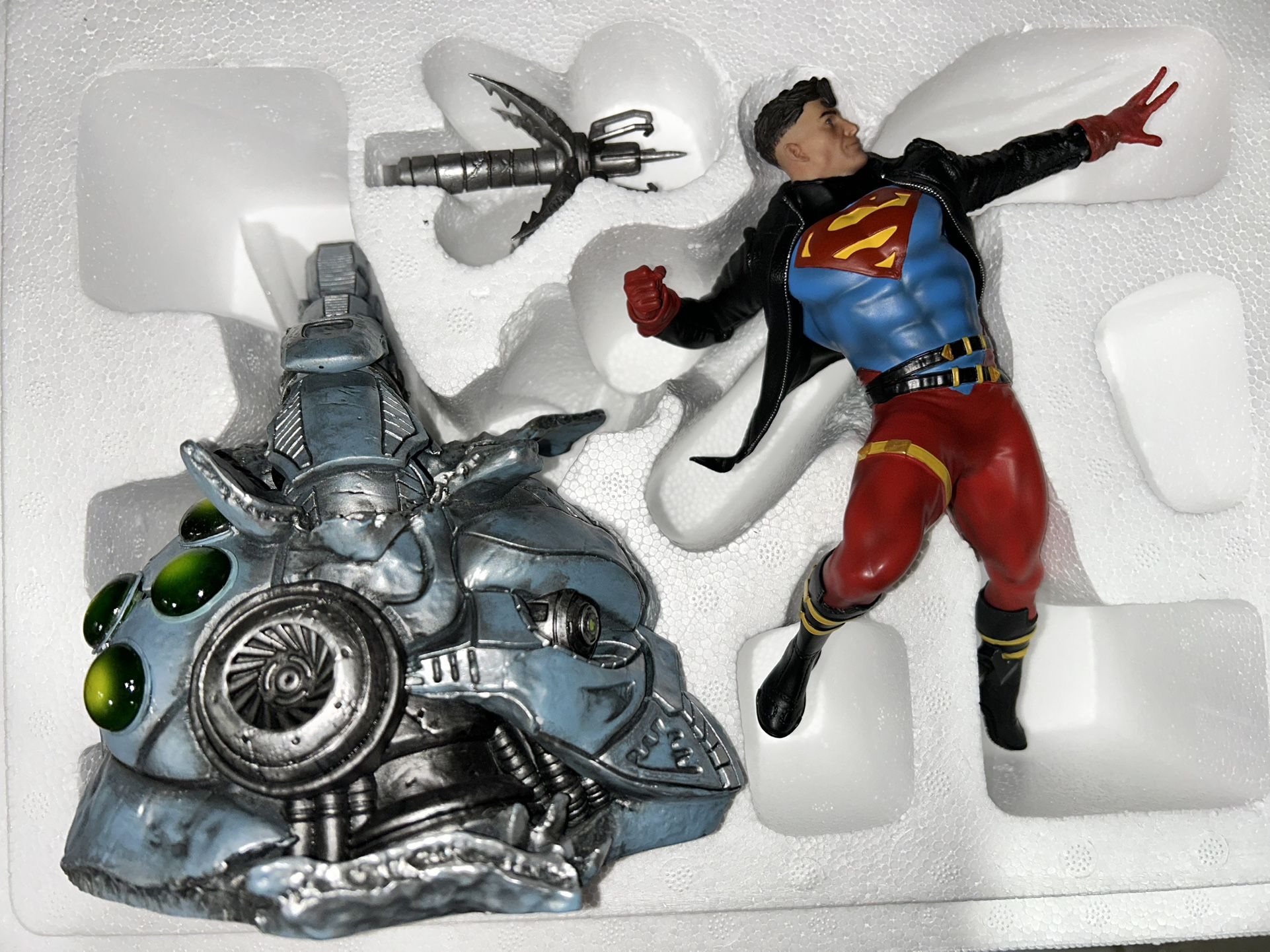 Statue Superboy - DC Comics - Art Scale 1/10 - Iron Studios 