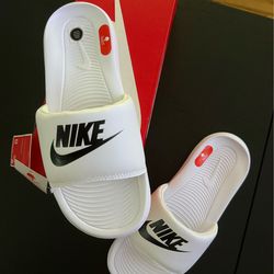 Nike Victori One Slide