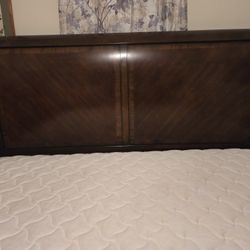 Beautiful King Size Bed