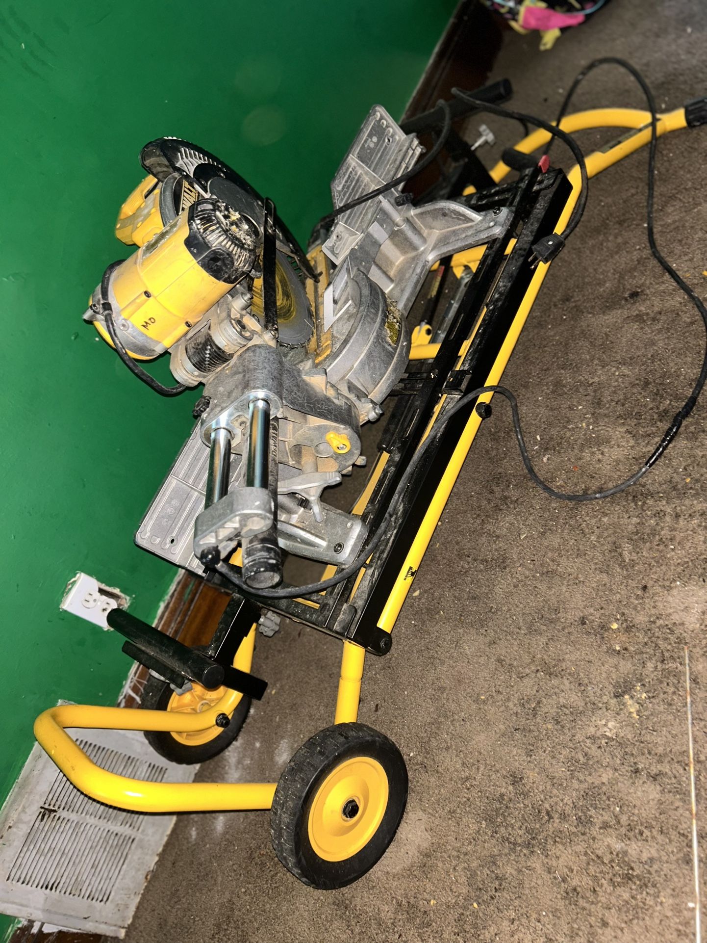 Dewalt Saw With Stand