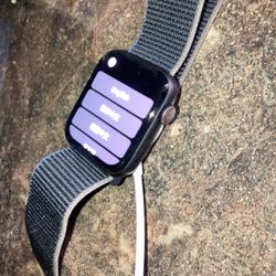 Apple Watch  SE Never Used In Perfect Condition