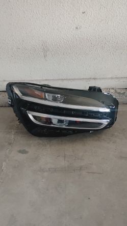 Part 2023-24 Génesis GV70  OEM