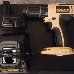 Dewalt 14.4V  1/2" Cordless Drill Driver DC730 w/ Rechargeable Battery and Charger