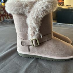 Girls Boots