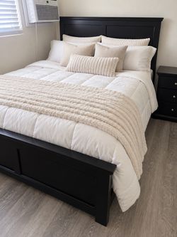 Black Bedroom Set