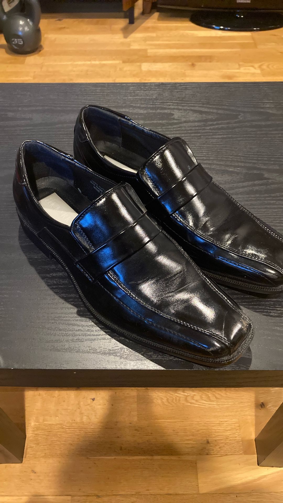 Men’s Black Dress Shoes Size 10.5