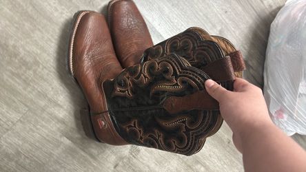 Botas