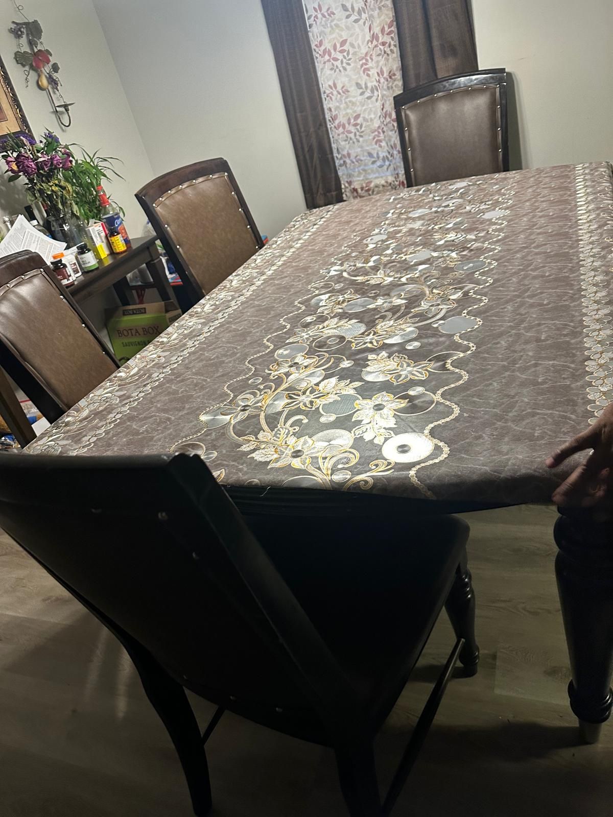 Dinning Table With6 Chairs