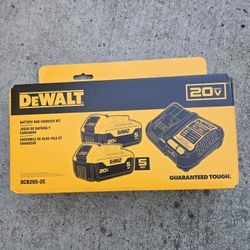Dewalt 20v Batteries 5.0 Ah And Charger Brand New 