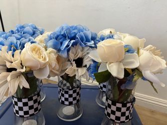 5 artificial floral arrangements