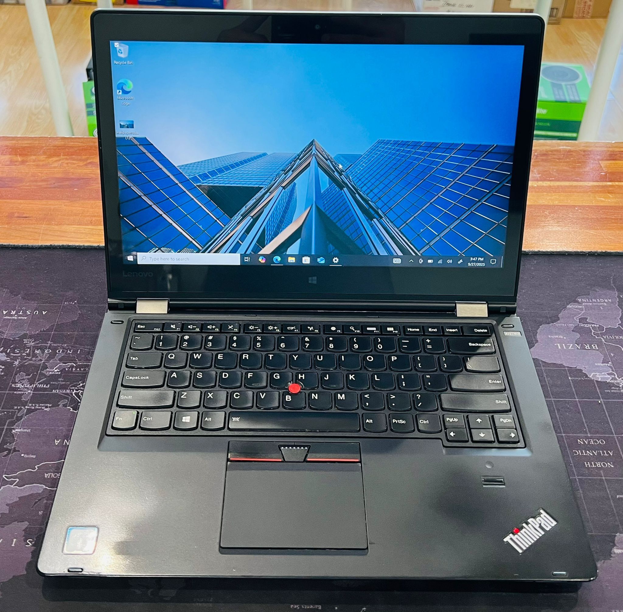Lenovo Yoga 460 Core i7-6600u 2.81Ghz 8GB 256GB Touchscreen Convertible